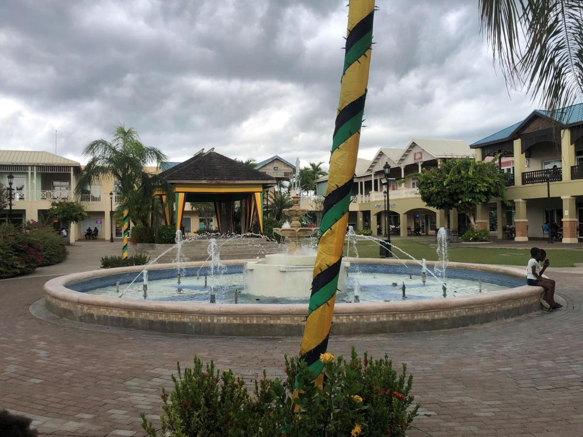 Chaudhry Holiday House Montego Bay Exterior foto